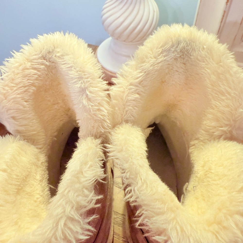 Airwalk Cozy Tan Faux Fur Lined Women's Boots - Picture 7 of 10